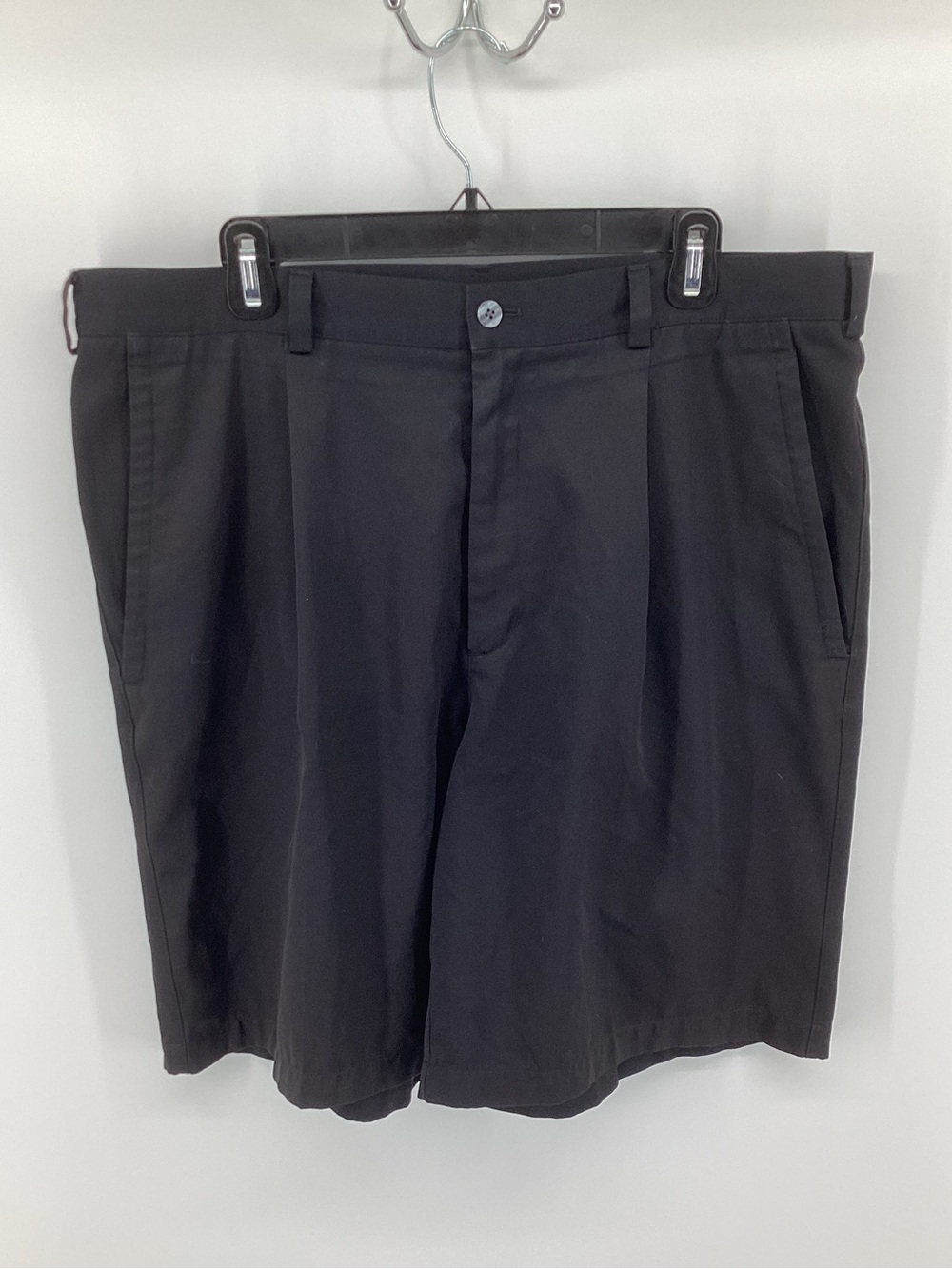 Nike Men's Black Flat Front Performance Shorts